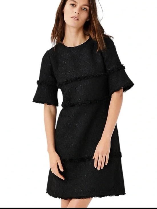 Dresses & Skirts - Ann Taylor black tweed frayed trim flared sleeve shift mini dress